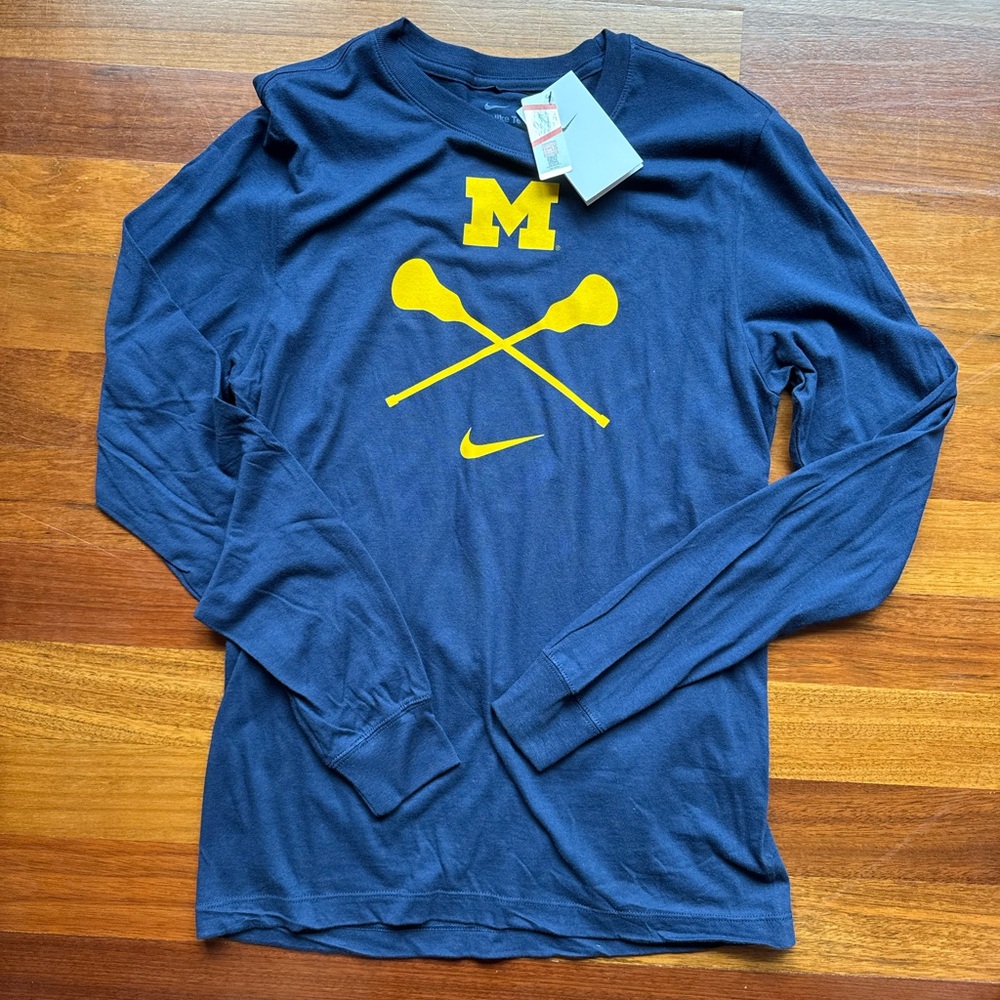 Nike U of M Lacrosse Shirt